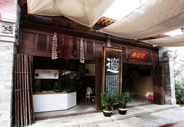 逛老街感受历史的人文气息，钦州老街一日游—到老街去