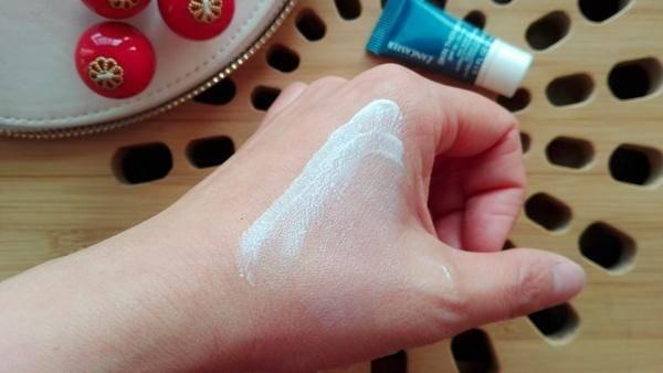 蓝光和抗蓝光的区别，笔记本的硬件防蓝光到底是什么