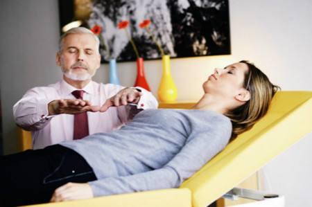 催眠治愈自己的方法，催眠师教你几个自我催眠疗愈的方法