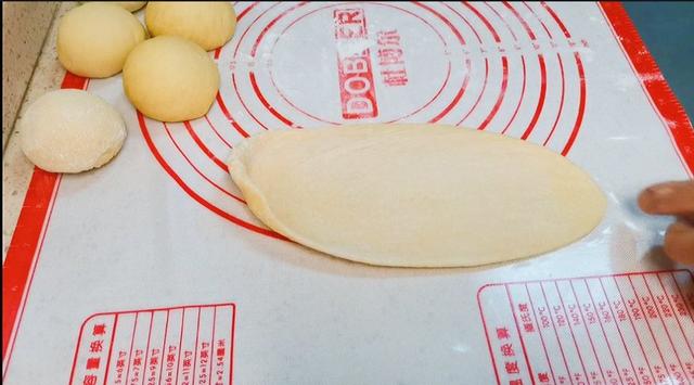 乳山正宗喜饼做法，自制乳山喜饼不加一滴水