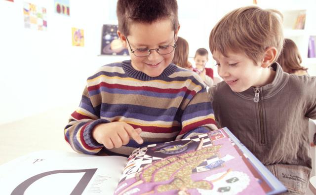 中小学生日常行为规范，中小学生日常行为规范不骂人（小学生上学不带书）