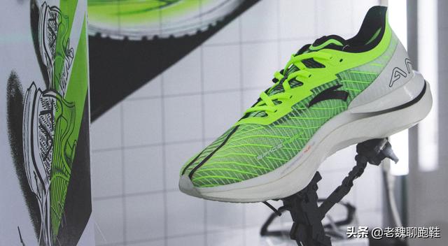十大最值得入手的跑鞋，想买鞋的先等等