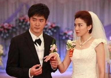 张歆艺结过婚几次，演员张歆艺结过几次婚（被大11岁前夫批“恶心”）