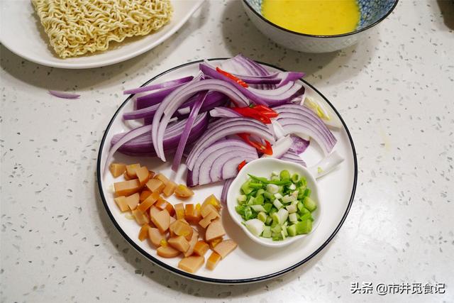 8种炒面做法一定要学学，爱吃炒面别错过