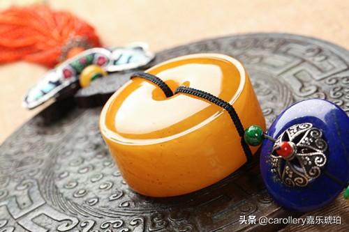 蜜蜡有什么功效和作用，佩戴蜜蜡原来有这么多好处