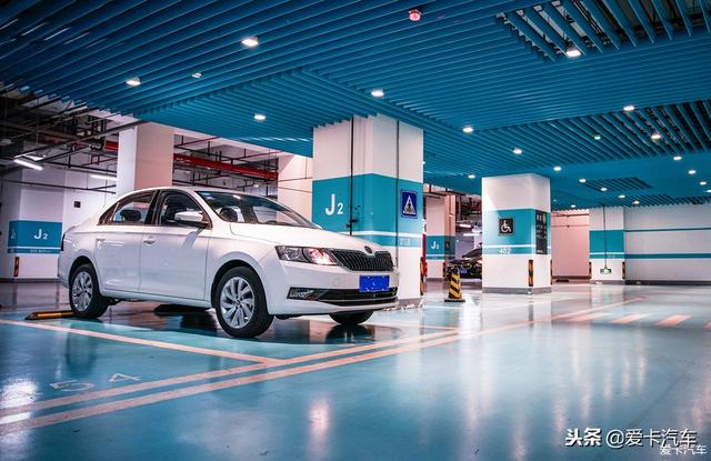 上海虹桥天地购物攻略，听说虹桥新天地颜值很高