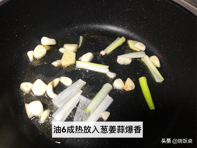 正宗栗子炒鸡做法，这2种美味的做法让你口水直流