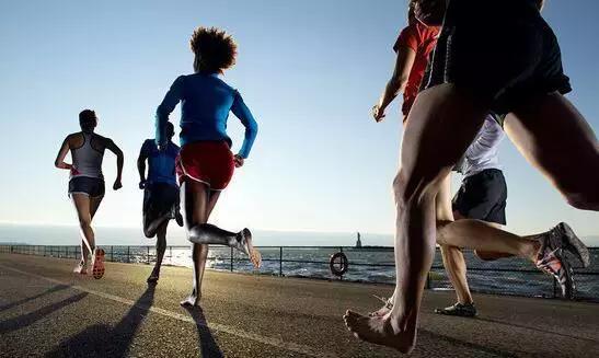 马拉松破3小时训练计划表，18周马拉松训练计划