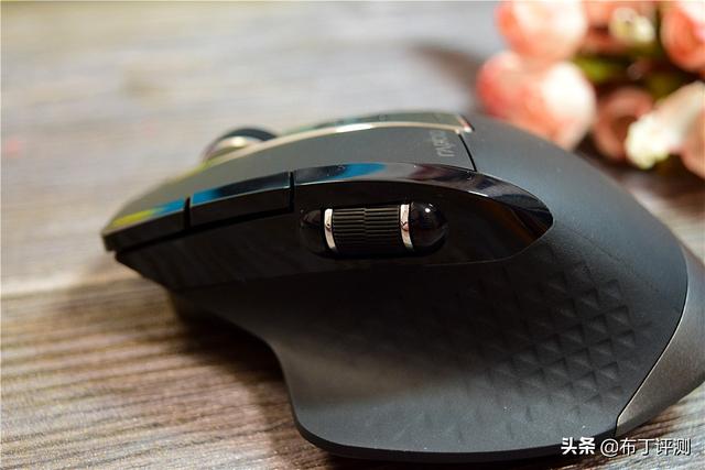 能连接蓝牙的无线鼠标，雷柏M650多模无线布丁鼠标评测