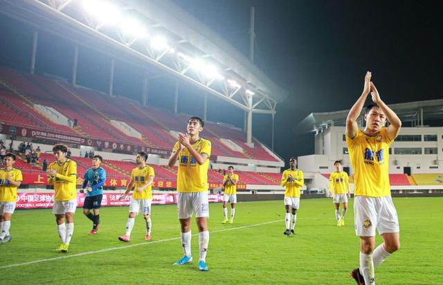 中甲联赛一共有几个球队，中甲联赛历史上的十大老牌球队