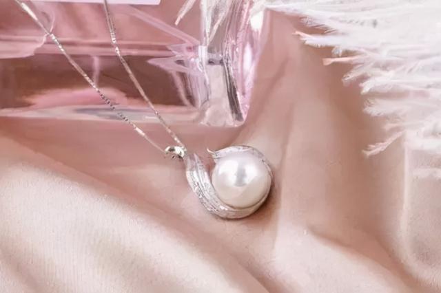淡水珍珠值得入手吗，教你如何选择完美的淡水珍珠