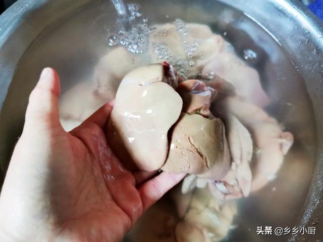 卤鸡肝的做法既嫩又好吃，最简单的卤鸡肝做法
