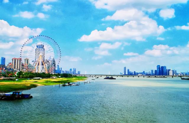 南昌旅游攻略必玩的景点，江西南昌旅行攻略