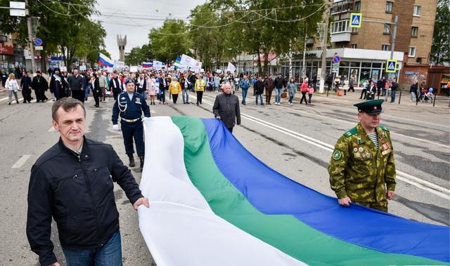 世界上最小陨石坑直径，俄一陨石坑钻石储量全球够用3000年