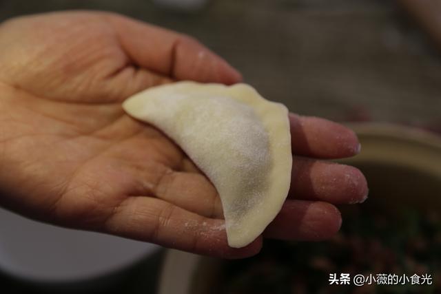 素馅元宝馄饨做法，元宝馄饨简单食材