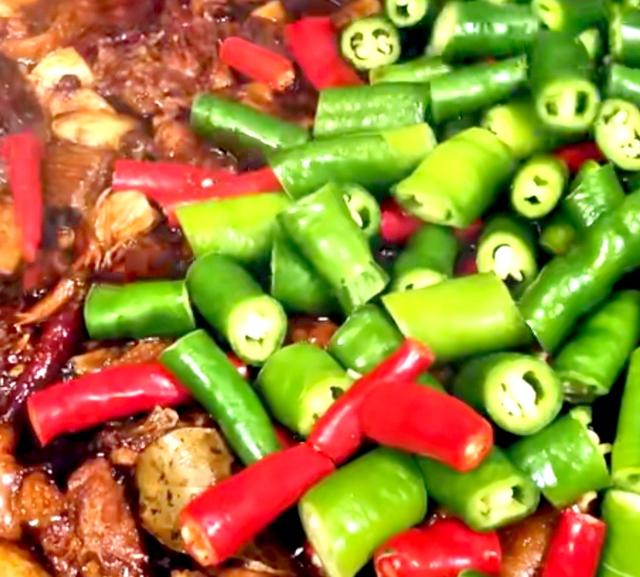 正宗山东炒鸡正宗做法，教大家在家做正宗的临沂炒鸡