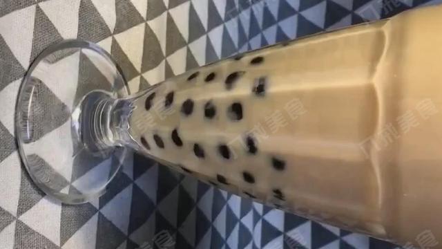 学习做珍珠奶茶，自制珍珠奶茶教程1分钟就学会
