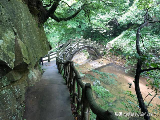 徒步南迦巴瓦峰最佳观景台，雾中徒步薄刀峰