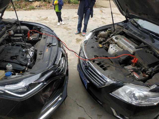 汽车搭电的正确方法，正确的汽车搭电顺序（汽车电瓶亏电怎么办）