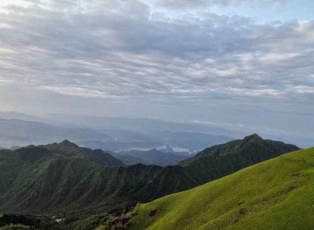 武功山旅游攻略，武功山旅游攻略一日游（江西武功山\u0026仙凤三宝亲子游记）