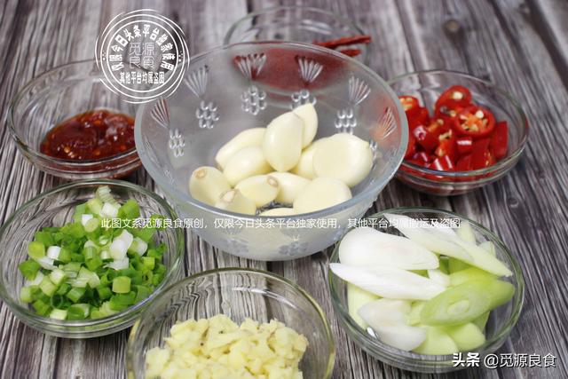 扒皮鱼正宗做法，美味香酥的油煎剥皮鱼