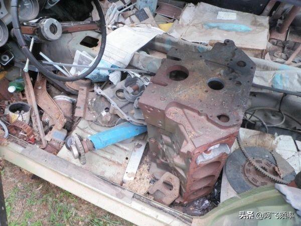 福特野马谢尔比，国内野马谢尔比gt500声浪炸街（史上最强野马——谢尔比GT500）