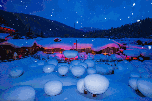 山东哪里有冰雪大世界，山东青州游客冰雪世界享清凉