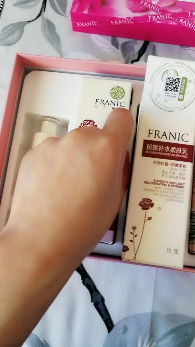 法兰琳卡护肤品怎么样，法兰琳卡的化妆品好不好（这个国产品牌增速领跑大盘）
