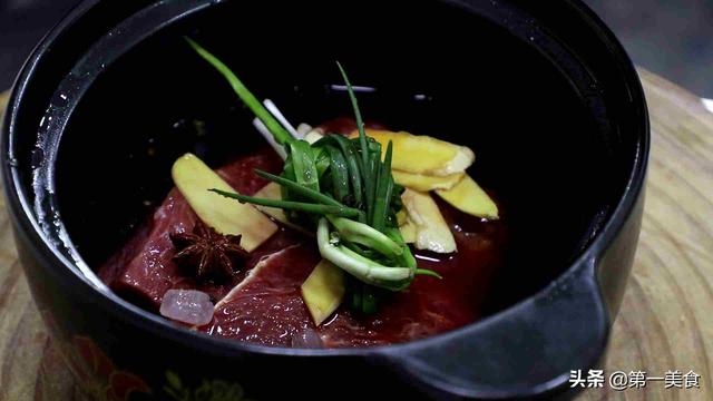 酱牛肉制作方法，10种酱牛肉制作配方集合（酱香浓郁、不散花）