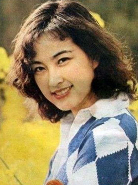 刘晓庆简历个人资料，刘晓庆人生简历（刘晓庆：一代传奇影后）