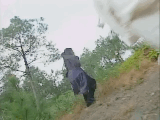 雪花神剑聂媚娘跟觉生掉进深谷，妖女胆大竟撩拨<第三集之二>