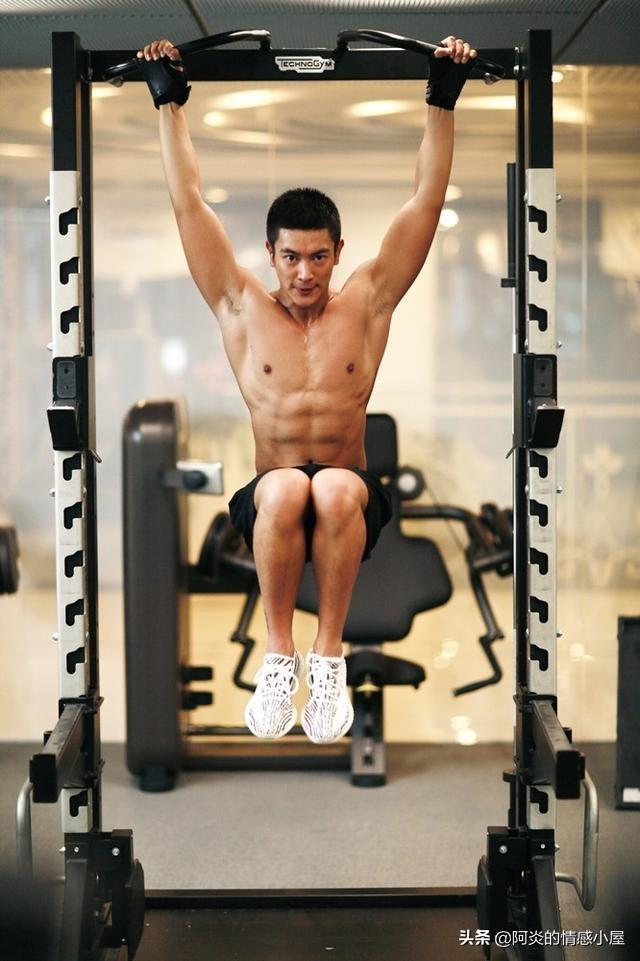 杜江一家都靠儿子出名，儿子6岁妻子比他大5岁