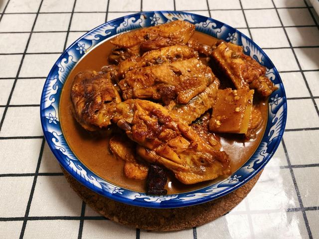 秘制酱烧鸡翅的做法，年夜大餐菜单准备中