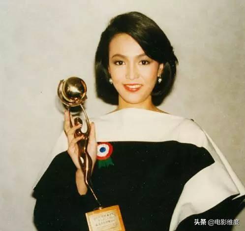 流氓大亨 周润发，周润发郑裕玲谈接吻感受（“流氓大亨”的风流与沧桑）