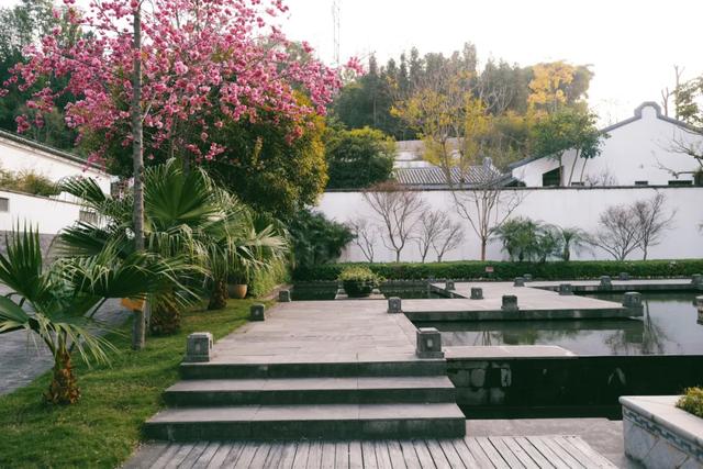 腾冲哪里的温泉比较好泡，想在国内舒服泡温泉