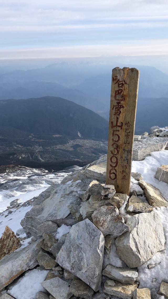 攀登雪山最佳路线图，盘点国内适合攀登的雪山