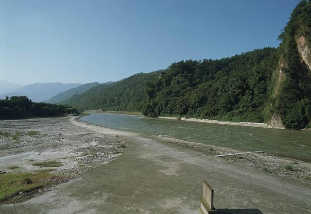 都江堰的历史及修建过程，都江堰的前世今生