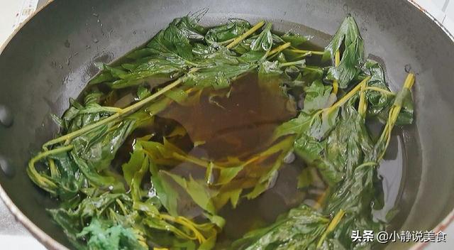 艾叶大蒜煮鸡蛋，端午节煮鸡蛋和蒜还放艾叶吗