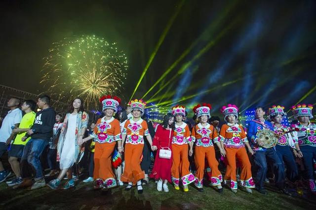 云南特色少数民族节日都在这了，云南春节旅游景点有哪些风俗