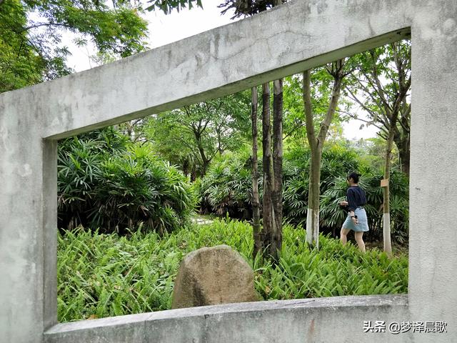 美丽大方的校园，郑州市创新实验学校金桂街校区开展“最美教室”活动