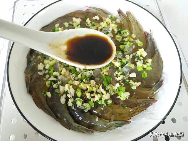 蒸大虾怎么做才好吃好看，告诉你吃肉还不长胖的秘诀就是清蒸大虾