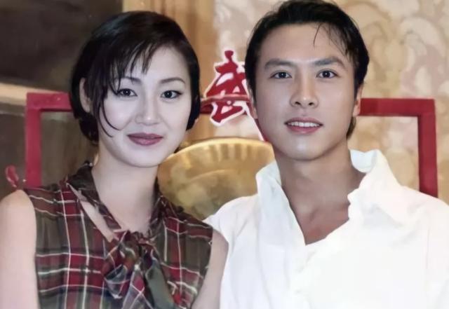 甄子丹前妻万绮雯，甄子丹曾为她抛妻弃子万绮雯（万绮雯：年轻时相貌平平）