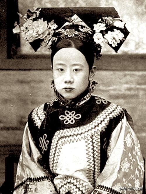 大时代三姐妹死因，丁家和方家的“情仇爱恨”