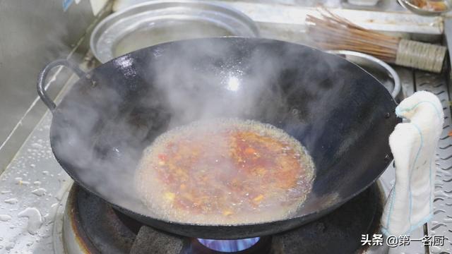 鲤鱼的家常做法，家常鲤鱼的做法最正宗的做法（厨师长分享鲤鱼新吃法）