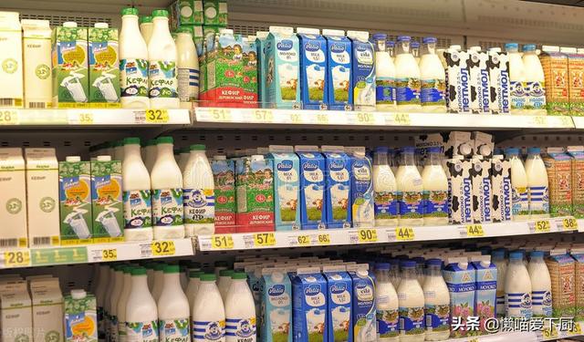 如何挑选市面上的牛奶，懂行人买牛奶别光看价格