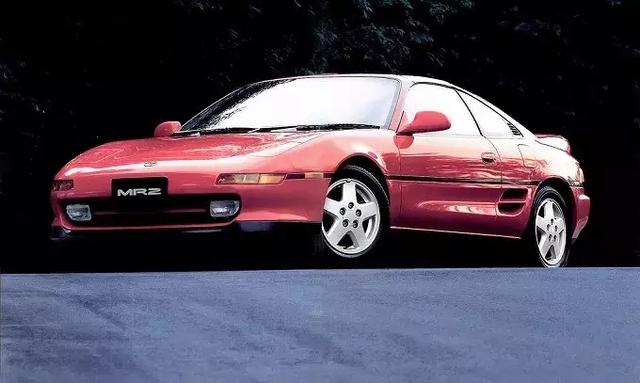 mr2是什么车，丰田mr2演变史（买不起86即将复活的）