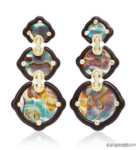 女王贝是什么宝石，贝壳首饰的颜色（珠宝首饰、钟表类目管理规则丨鸿石）
