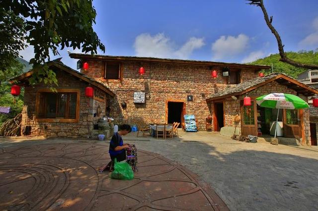 黄果树瀑布旅游攻略，黄果树瀑布自由行攻略分享（黄果树瀑布旅游攻略）