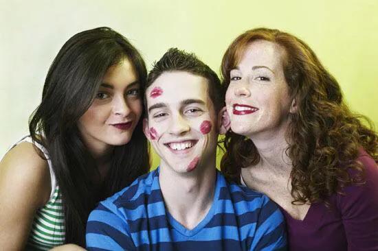 花心男人表现有几种，花心男的四个特征