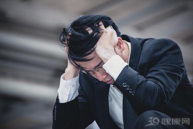 有肥胖纹男人嫌弃吗(男生肥胖纹如果不处理会怎么样?)